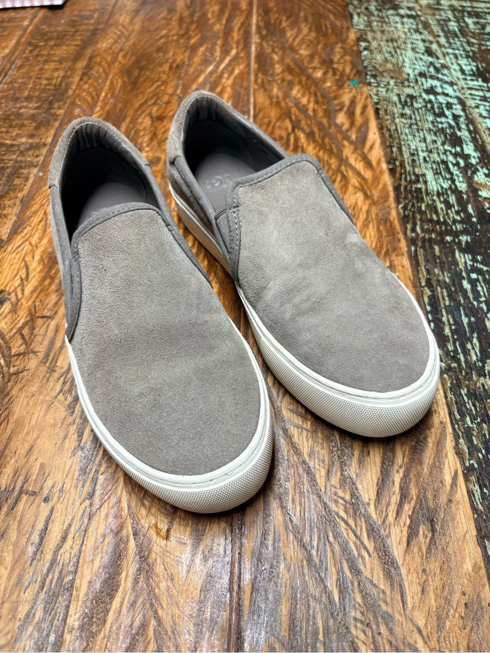 UGG Jass Gray Taupe Slip-On Platform Suede Leather Loafers Size 8.5 106645